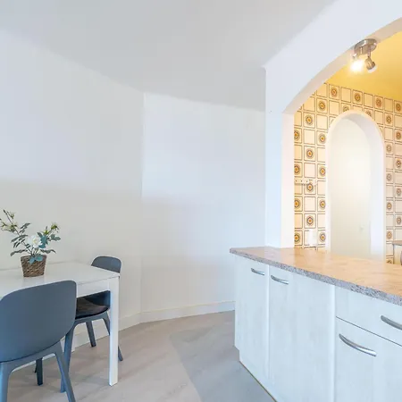 Moderne En Bord De Avec Climatisation A Empuriabrava