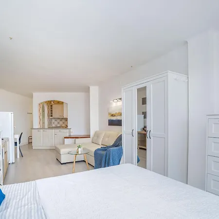 Moderne En Bord De Avec Climatisation A Apartament *