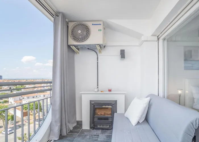 Estudio Moderno Frente Al Mar Con Aire Acondicionado En - Hisp-288-63 *