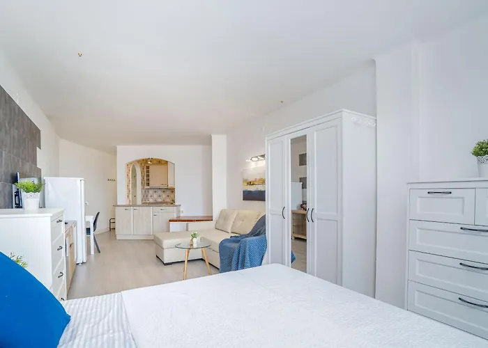 Estudio Moderno Frente Al Mar Con Aire Acondicionado En - Hisp-288-63 Apartman *
