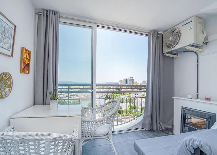 Apartman Estudio Moderno Frente Al Mar Con Aire Acondicionado En - Hisp-288-63 *